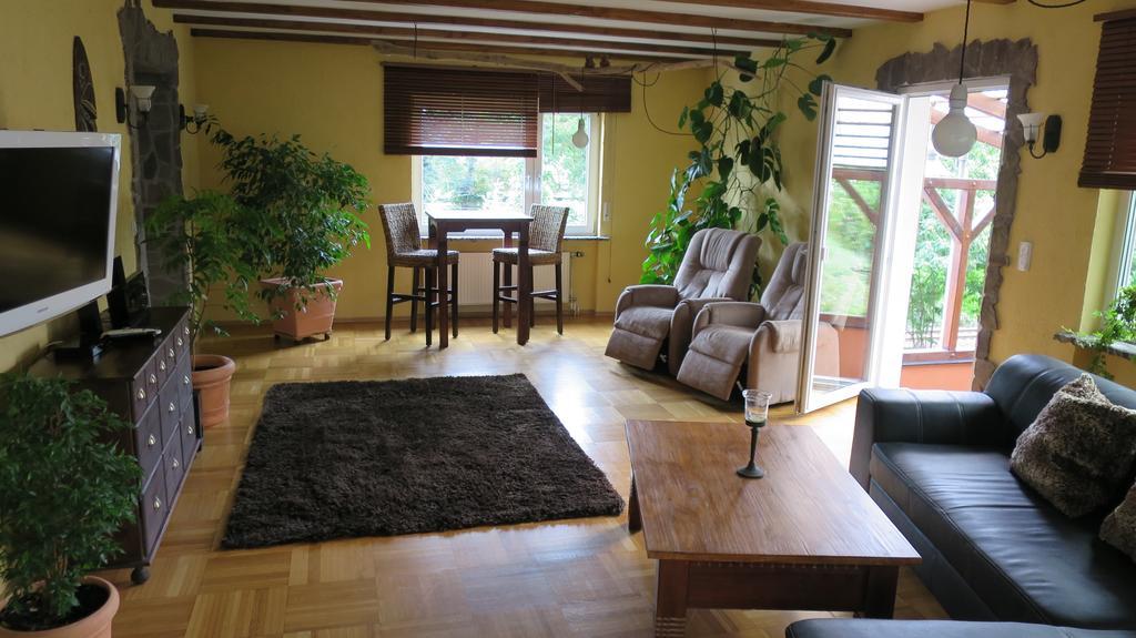 Ferienwohnung Bacharach Zimmer foto