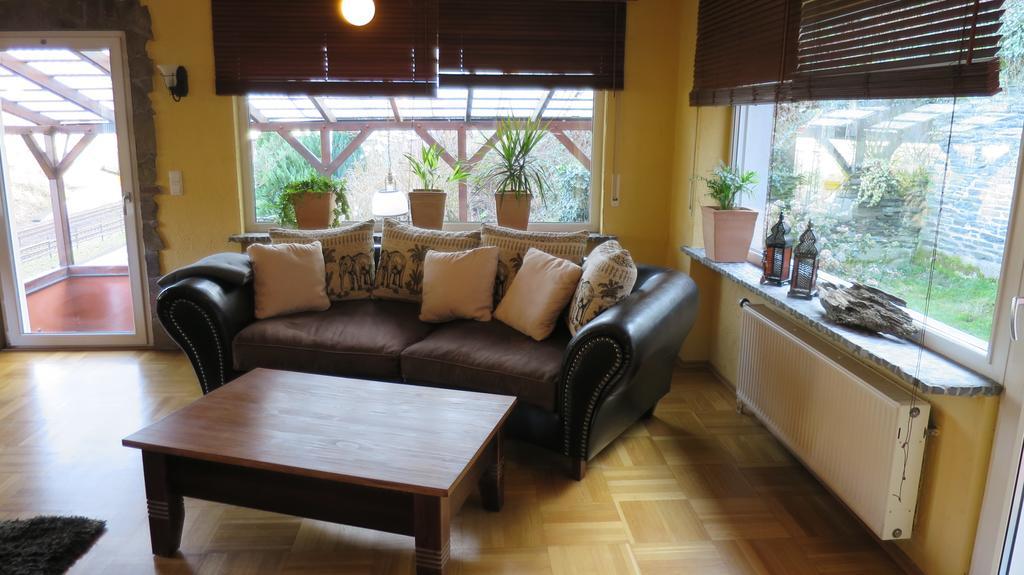Ferienwohnung Bacharach Zimmer foto