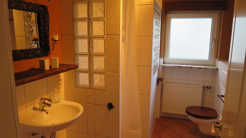 Ferienwohnung Bacharach Zimmer foto